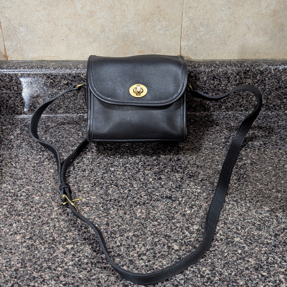 Vintage Coach Emmie Crossbody Bag